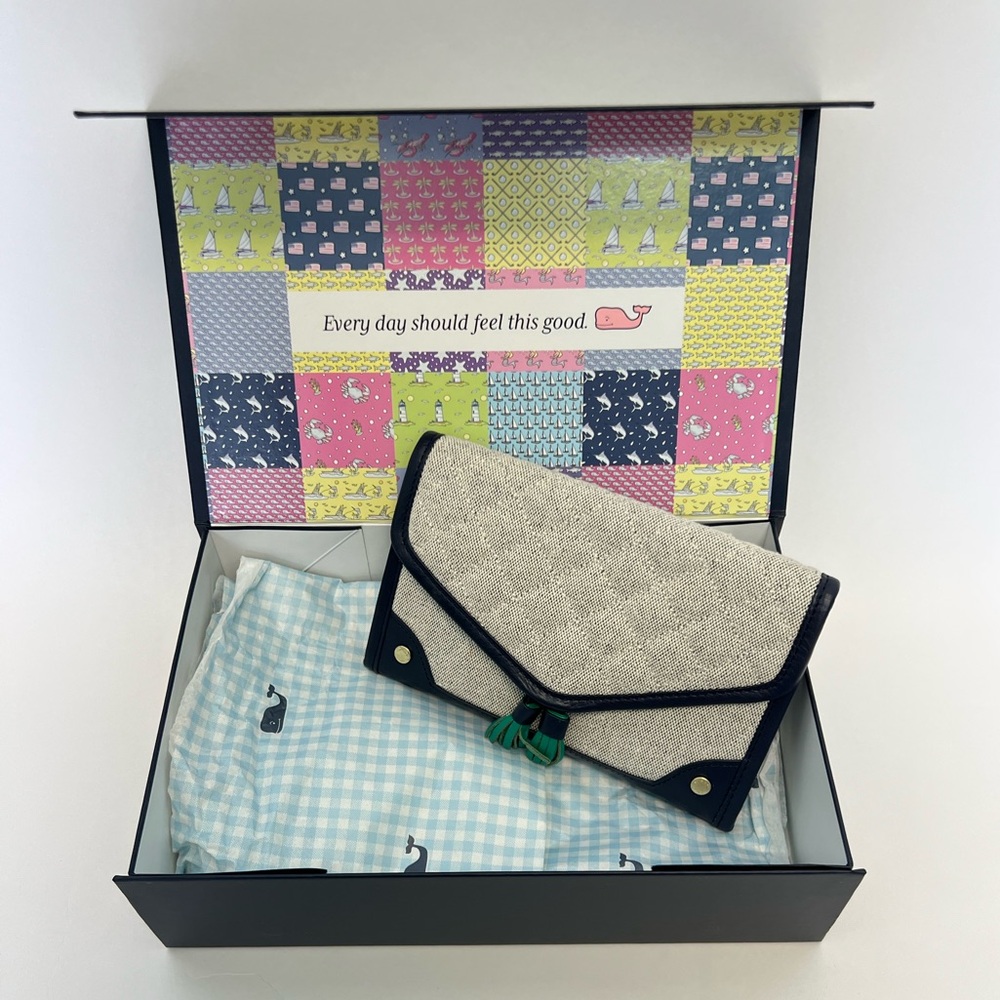 Vineyard vines Quilted Canvas Clutch Wallet